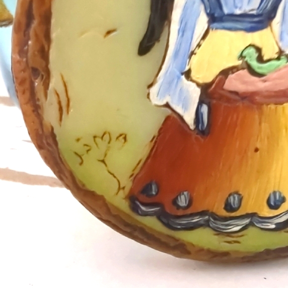 Vintage "JAMA" Handpainted Of Little Girl, On Leather Chord Necklace - Picture 2 of 6